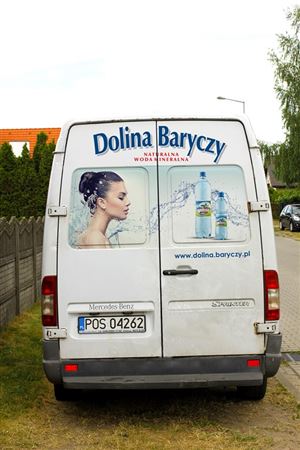  Reklama na busie dla firmy Dolina Baryczy - woda mineralna - Agencja Reklamowa ImagoArt.pl